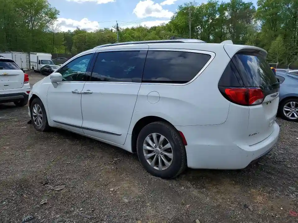 2C4RC1BG8KR539943 2019 CHRYSLER PACIFICA-1
