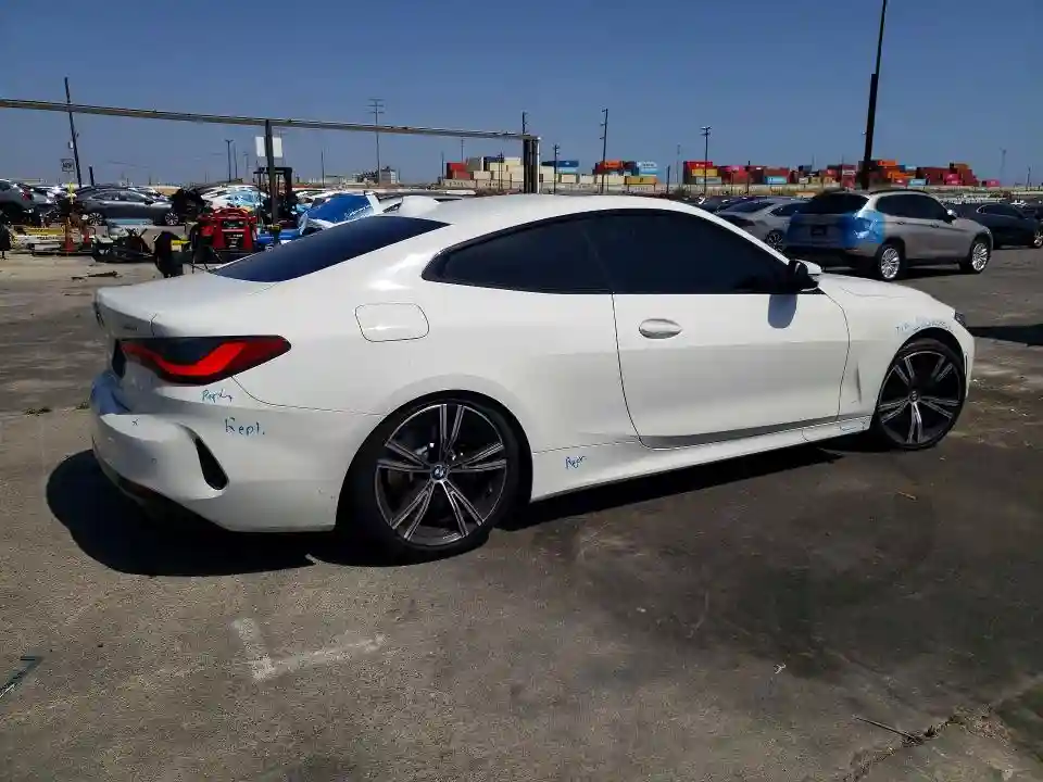 WBA53AP03MCF36647 2021 BMW 4 SERIES-2