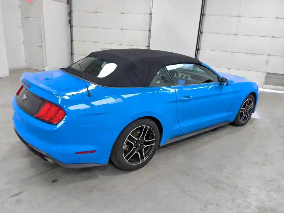 1FATP8UH7P5105693 2023 FORD MUSTANG-2