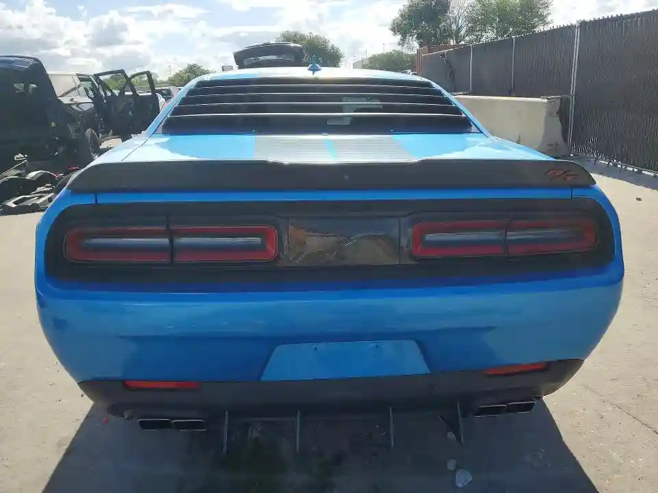 2C3CDZBT1GH232517 2016 DODGE CHALLENGER-5