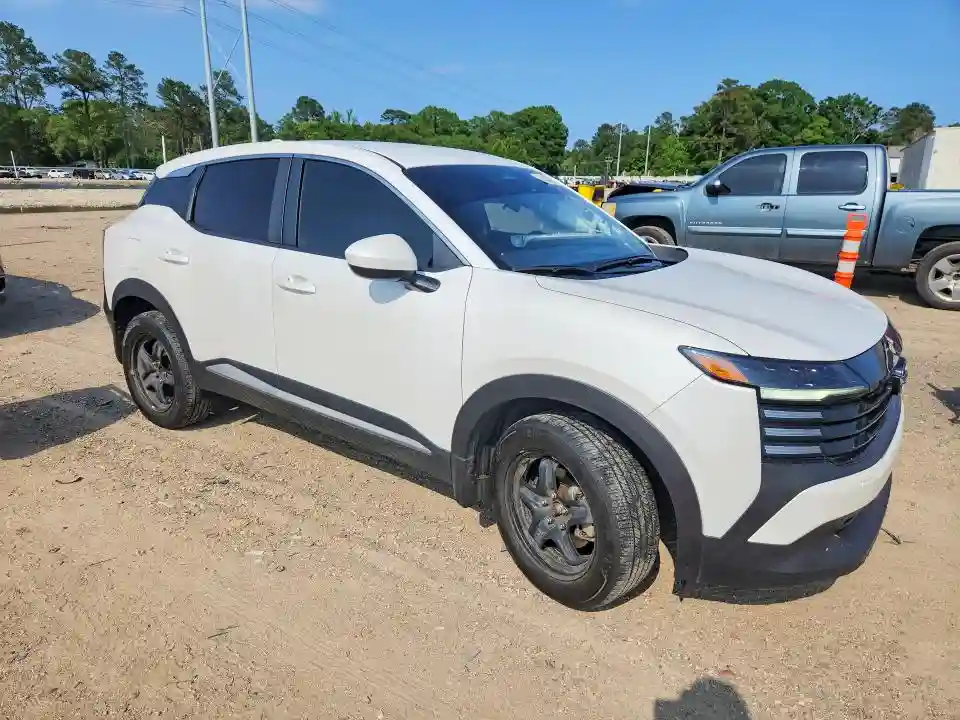 3N8AP6CA8SL301309 2025 NISSAN KICKS-3