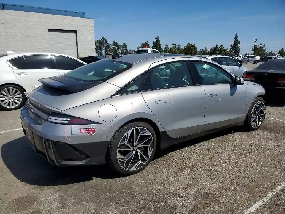 KMHM54AA6RA075659 2024 HYUNDAI IONIQ 6 LI-2