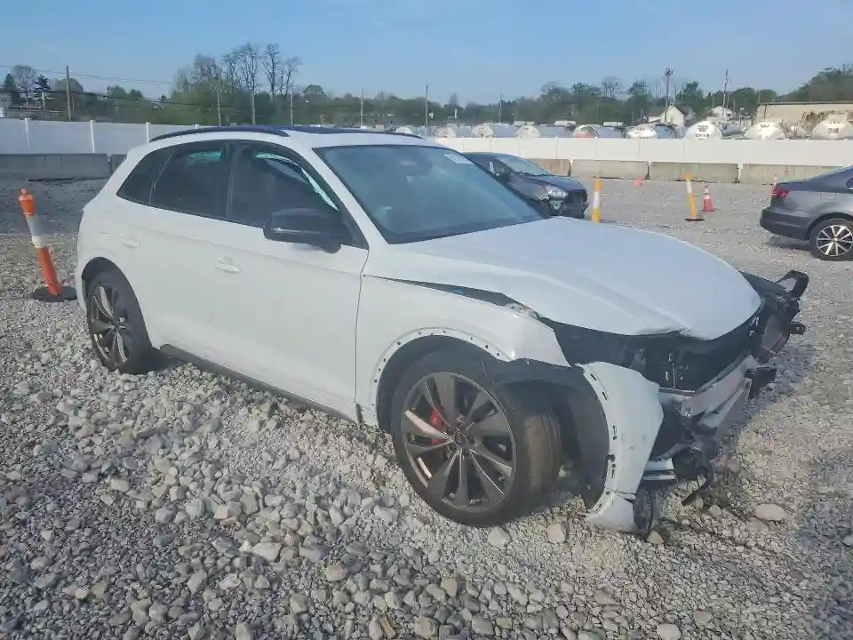 WA1B4AFY0S2035154 2025 AUDI SQ5-3