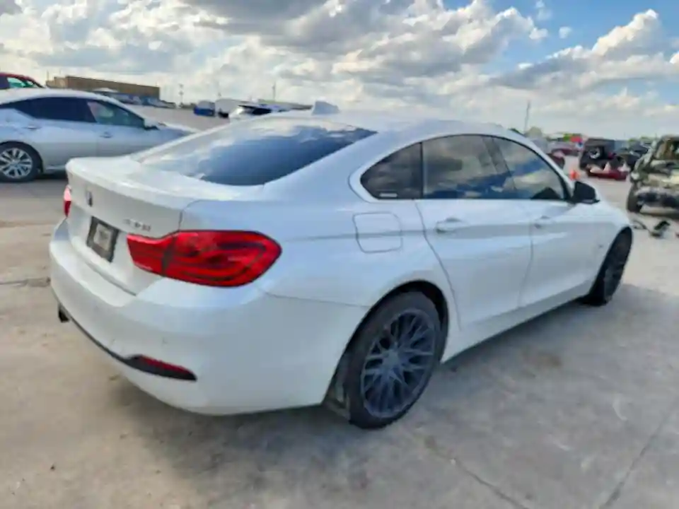 WBA4J3C55KBL06557 2019 BMW 4 SERIES-2