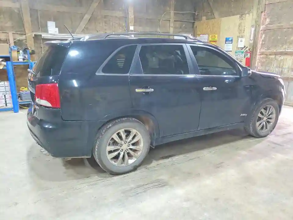 5XYKWDA24BG136448 2011 KIA SORENTO-2