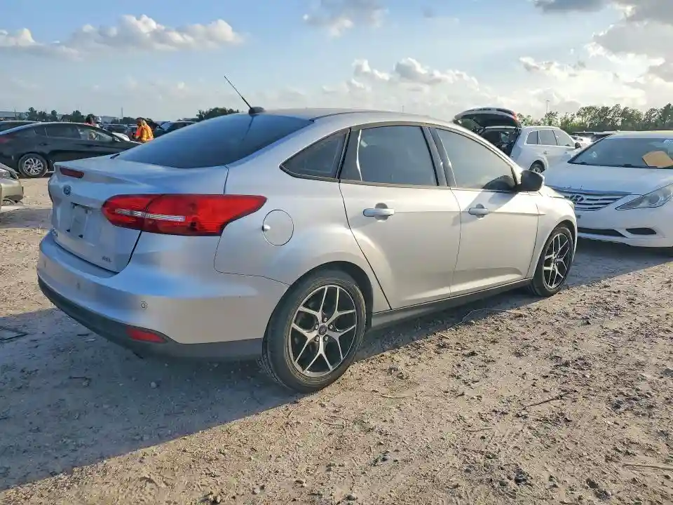 1FADP3H21HL249251 2017 FORD FOCUS-2