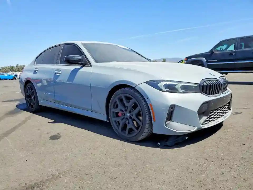 3MW69CW09S8F16162 2025 BMW 3 SERIES-3