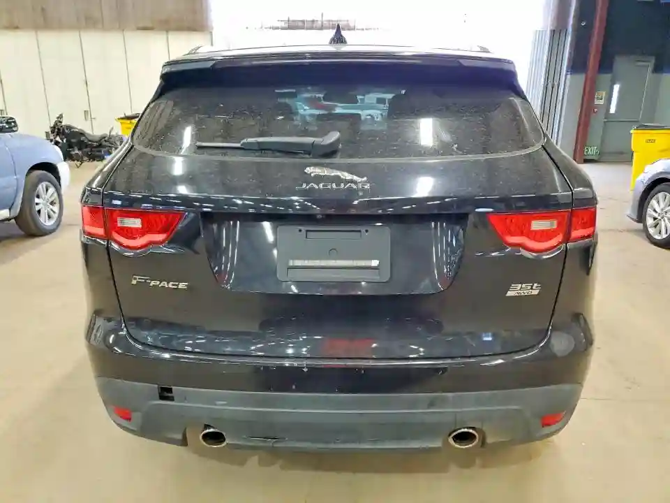 SADCJ2BVXHA880147 2017 JAGUAR F-PACE-5