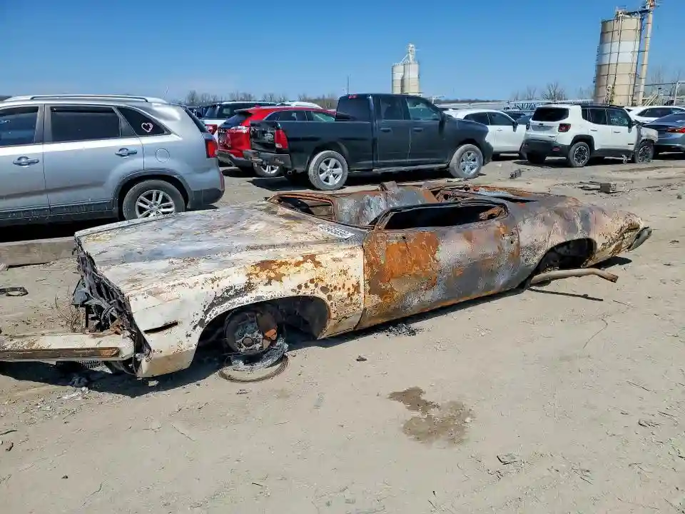 2H37R3P144928 1973 PONTIAC GRANDAM-0
