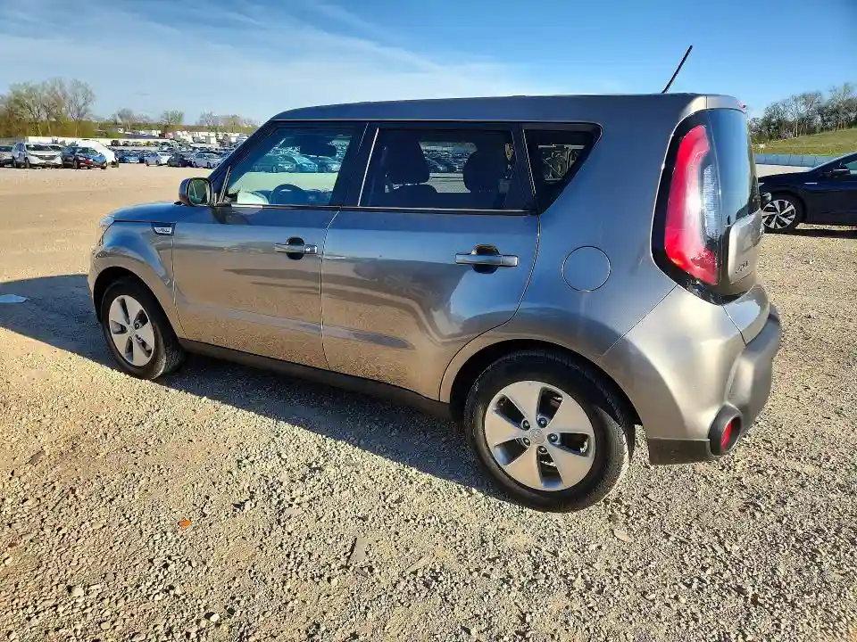 KNDJN2A26G7409347 2016 KIA SOUL BASE-1