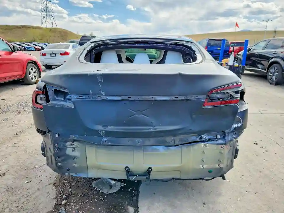 5YJSA1E23JF275726 2018 TESLA MODEL S-5