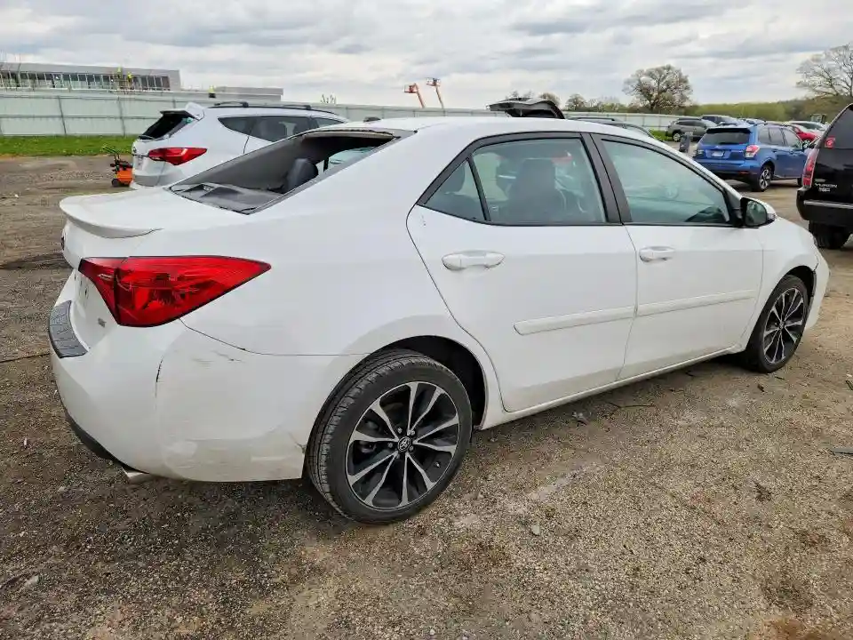 2T1BURHE2JC058734 2018 TOYOTA COROLLA-2