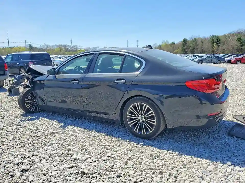WBAJA7C52JG907372 2018 BMW 5 SERIES-1