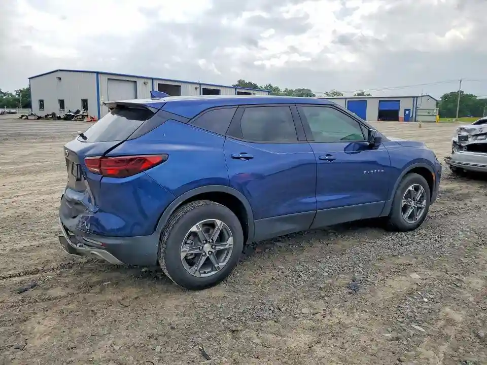 3GNKBCR44PS103457 2023 CHEVROLET BLAZER-2