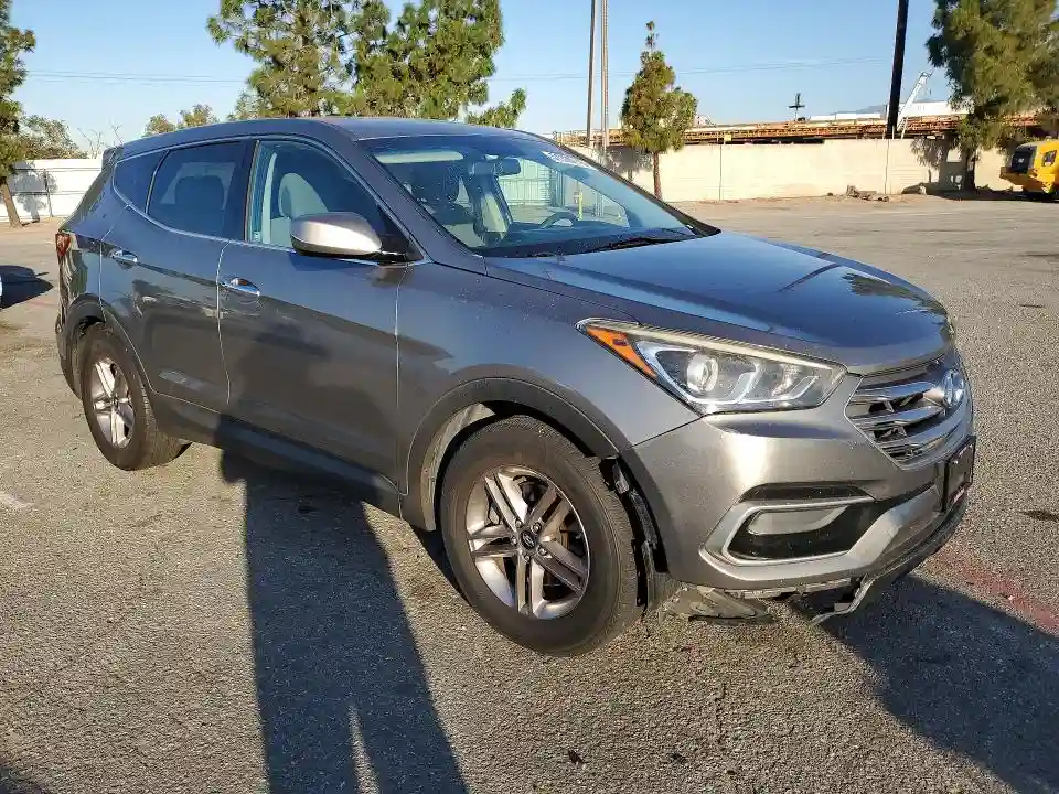 5NMZT3LB3HH003905 2017 HYUNDAI SANTA FE-3
