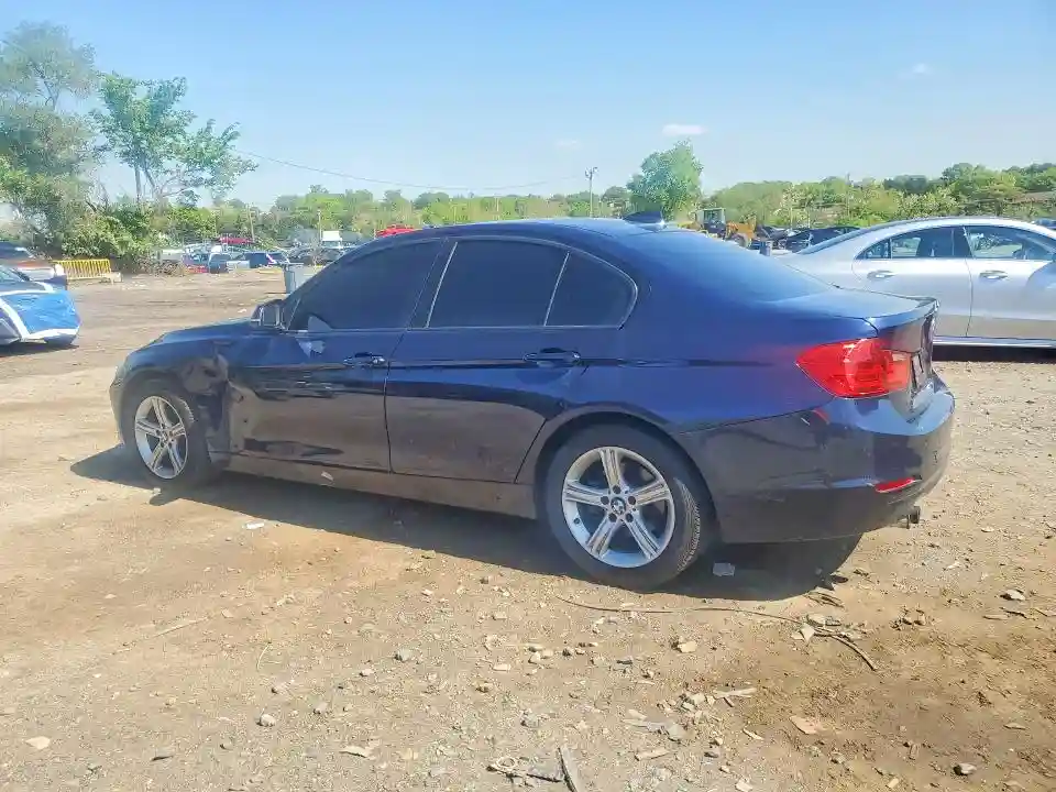 WBA3A5C56CF342341 2012 BMW 3 SERIES-1