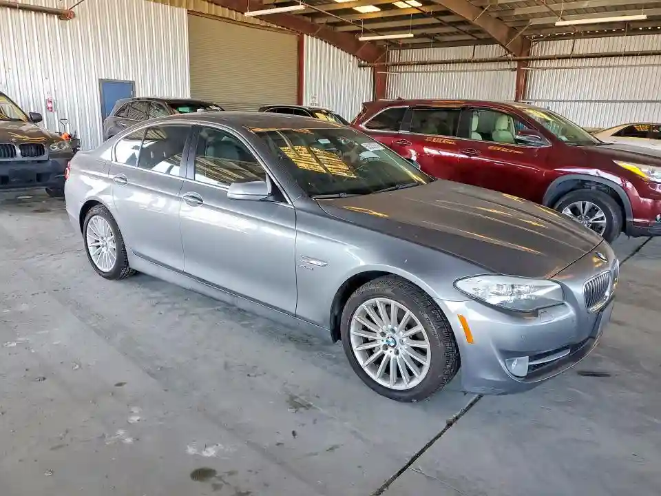 WBAFU7C56BC778512 2011 BMW 5 SERIES-3