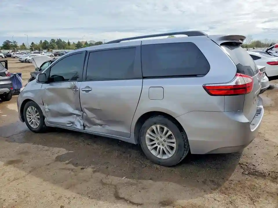 5TDYZ3DC2HS791588 2017 TOYOTA SIENNA-1