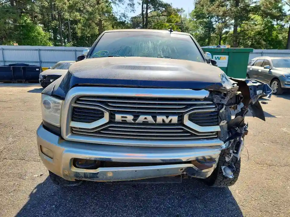 3C6UR5GLXGG108885 2016 RAM 2500-4