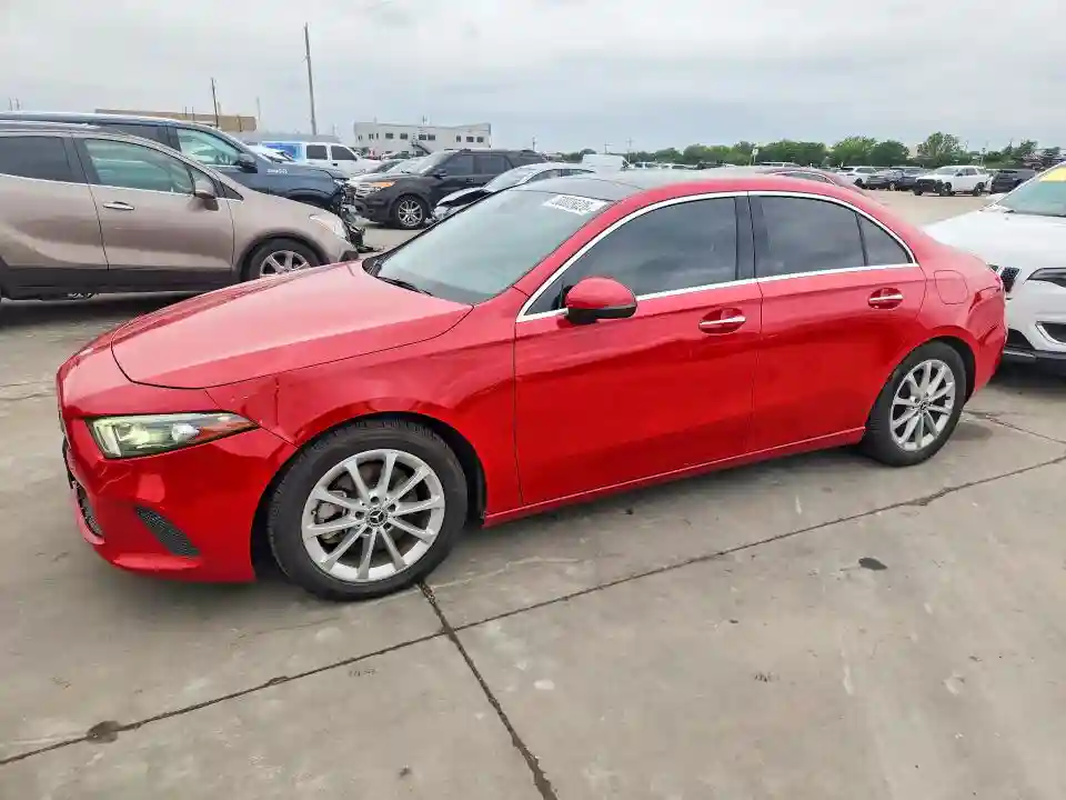 WDD3G4EBXKW017453 2019 MERCEDES BENZ A-CLASS-0