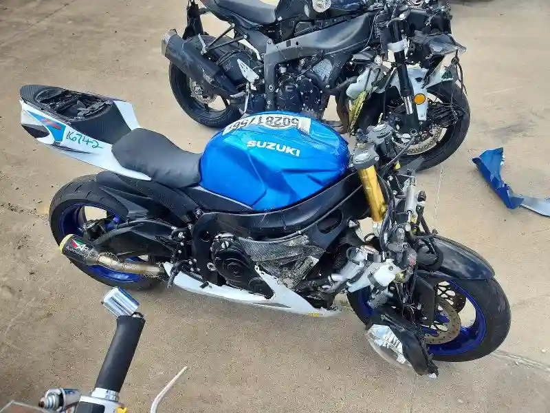 JS1GR7MA0R7101487 2024 SUZUKI GSXR750-0