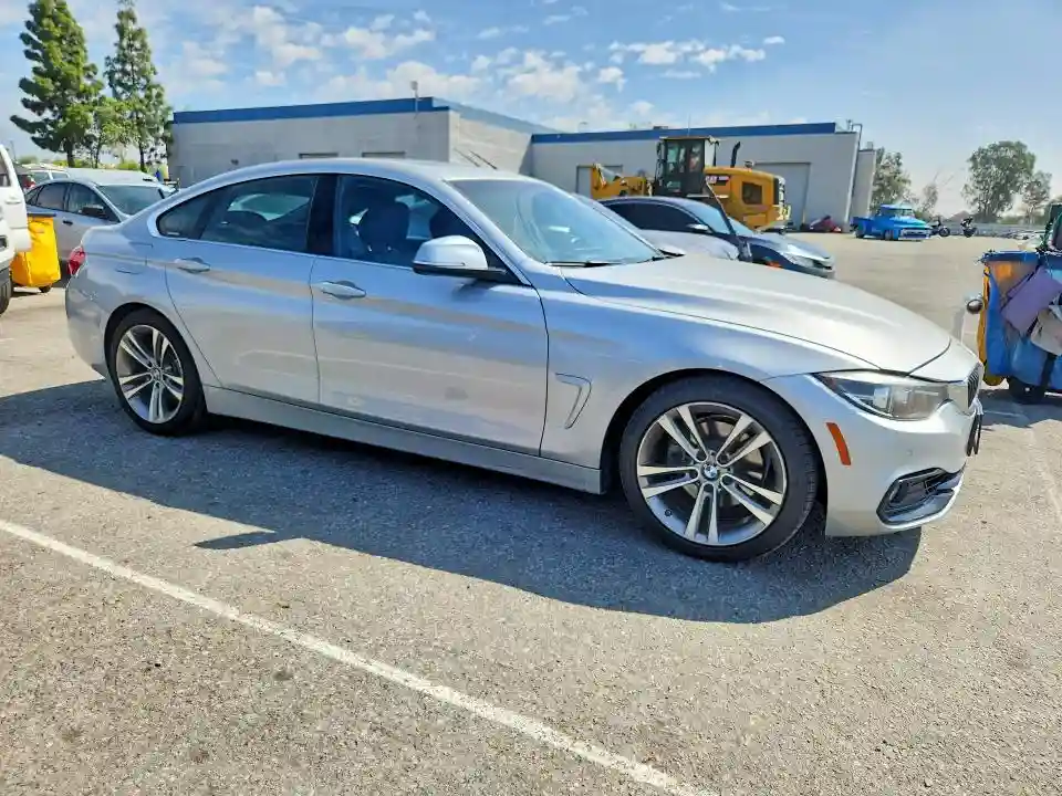 WBA4J1C58KBM13591 2019 BMW 4 SERIES-3