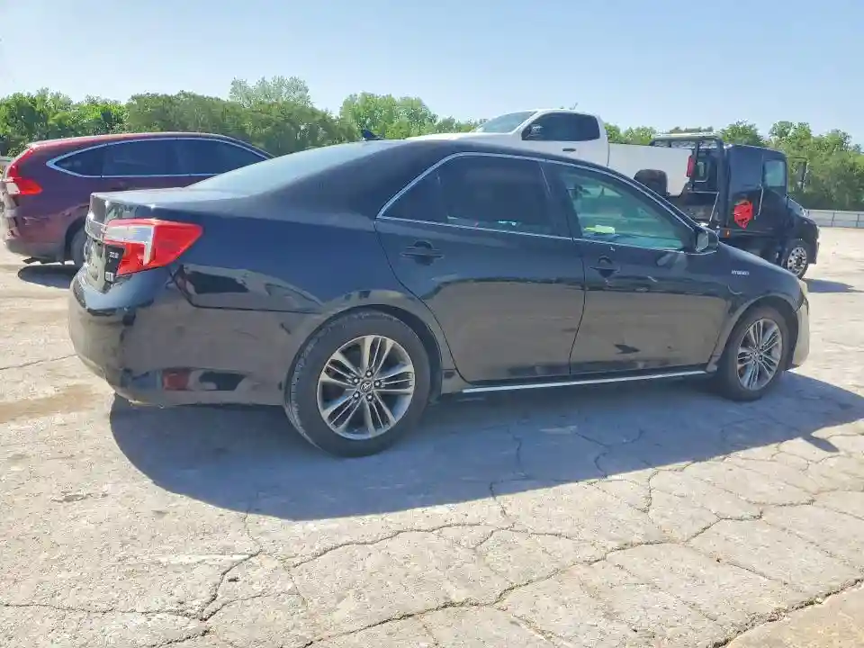 4T1BD1FK7EU121454 2014 TOYOTA CAMRY SOLA-2