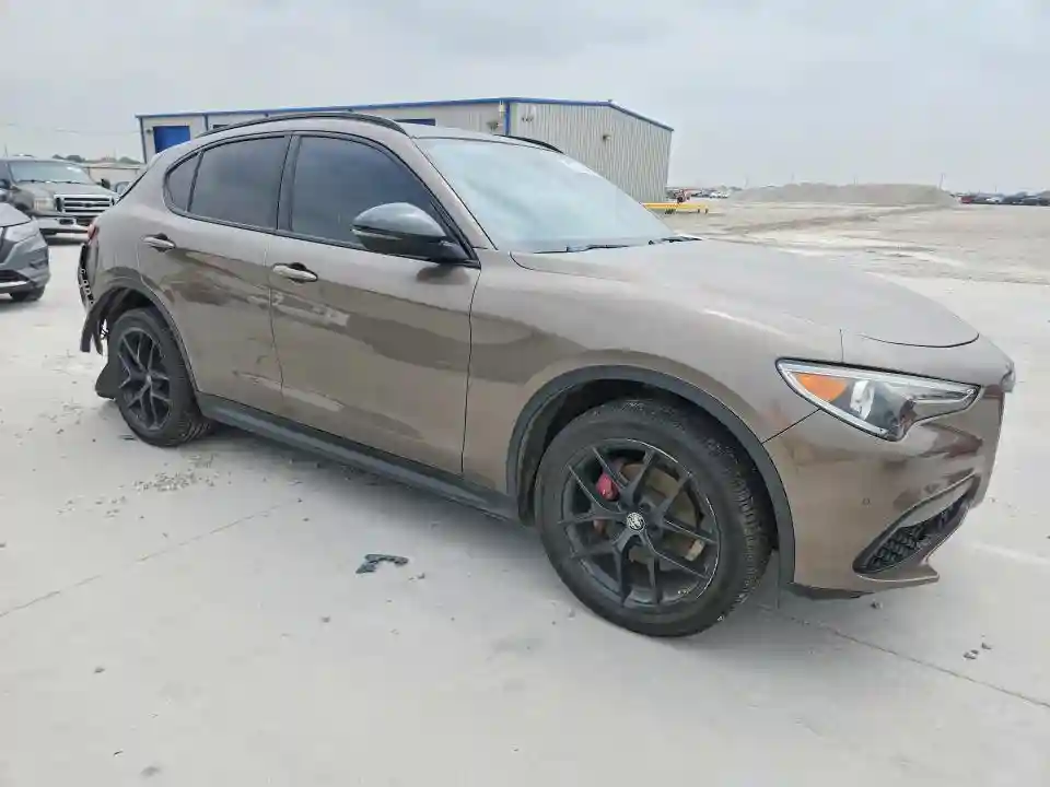ZASPAKBN9K7C43629 2019 ALFA ROMEO STELVIO-3