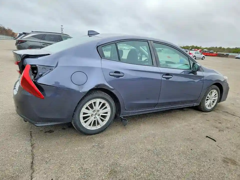 4S3GKAB6XH3626004 2017 SUBARU IMPREZA-4