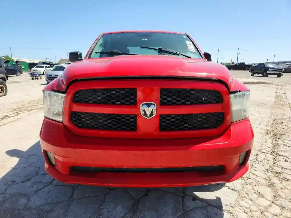 1C6RR7KT1GS157622 2016 RAM 1500-4