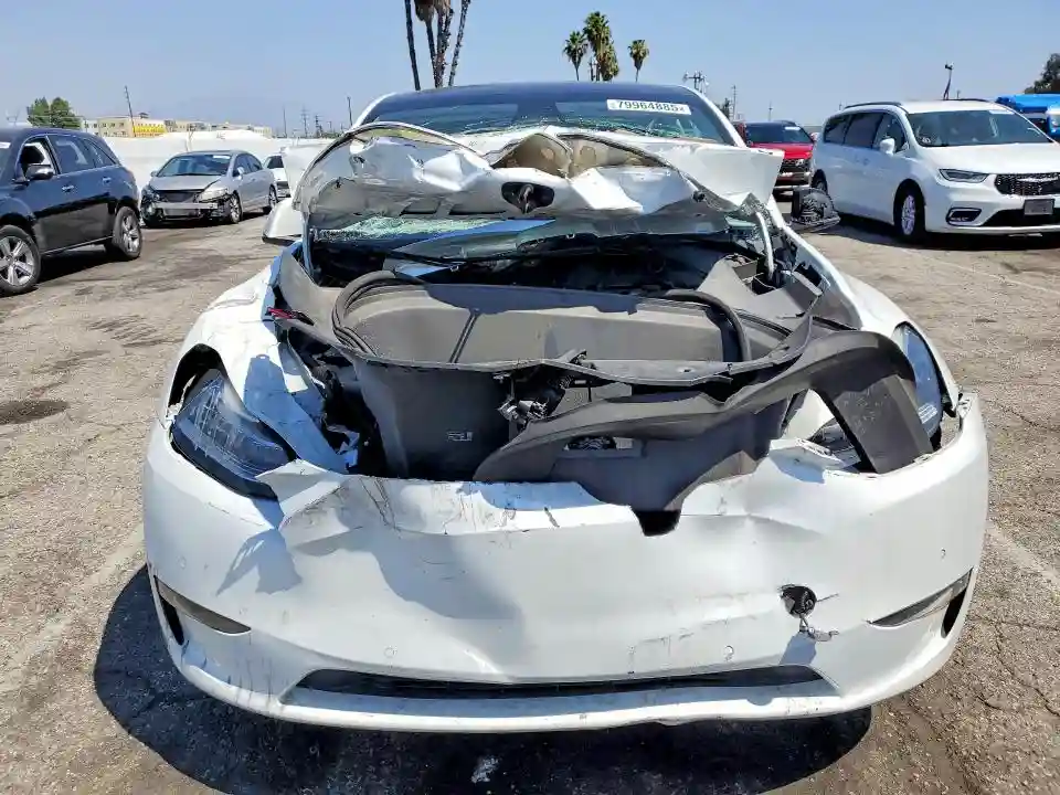 7SAYGDEE0NA022017 2022 TESLA MODEL Y-4