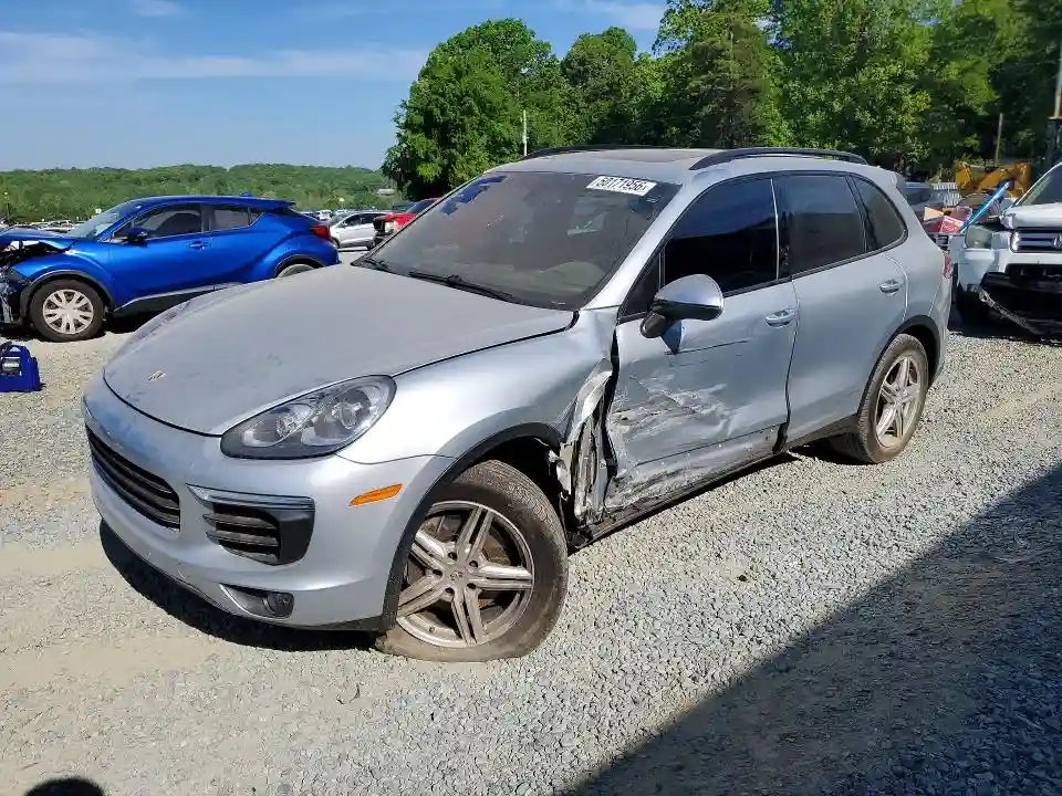 WP1AA2A21GLA10136 2016 PORSCHE CAYENNE-0