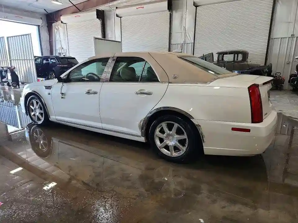 1G6DW6ED4B0124714 2011 CADILLAC STS-1