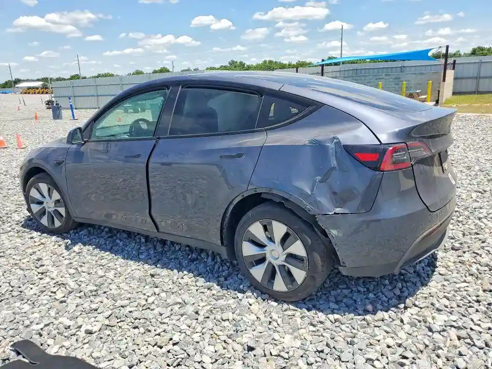 7SAYGDEEXPF619620 2023 TESLA MODEL Y-1