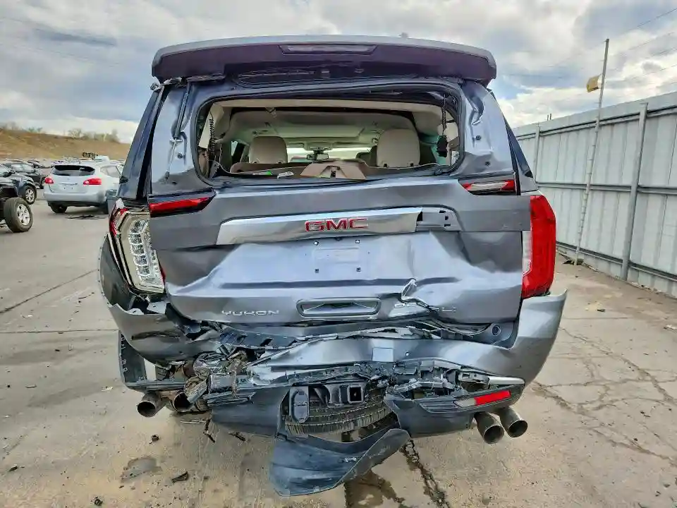 1GKS2JKL1NR309385 2022 GMC YUKON-5
