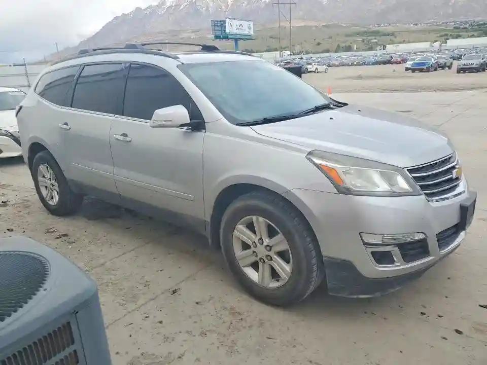 1GNKVJKDXDJ206093 2013 CHEVROLET TRAVERSE-3