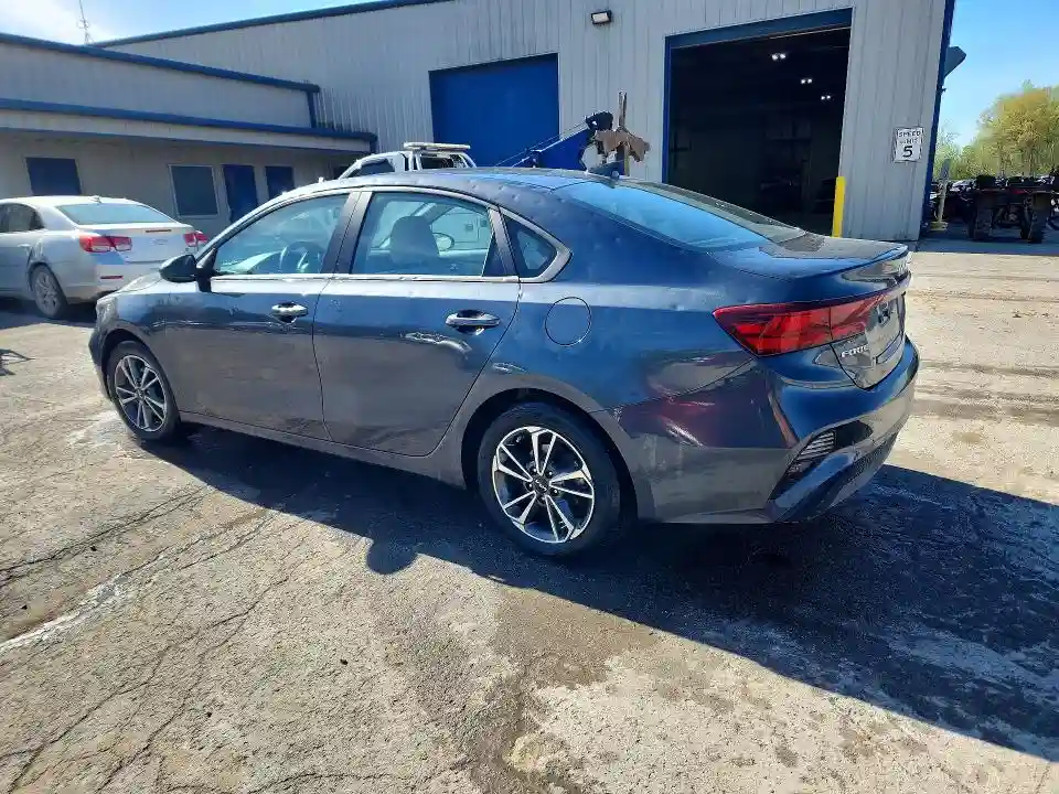 3KPF24AD7PE580748 2023 KIA FORTE-1