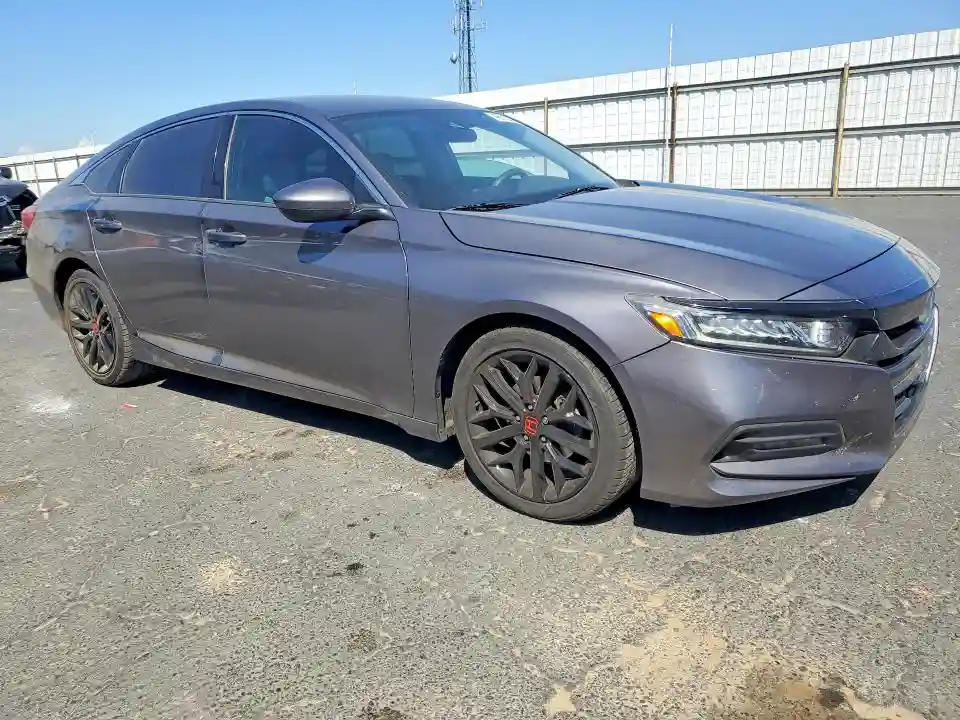 1HGCV1F12JA252429 2018 HONDA ACCORD-3