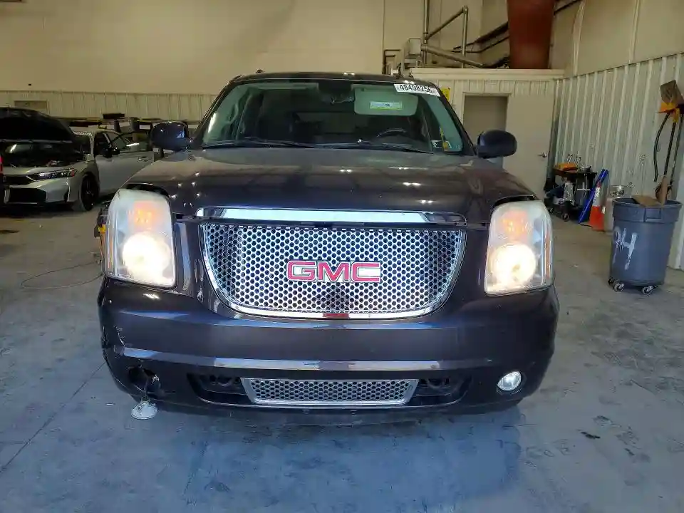 1GKUKMEF2AR245156 2010 GMC YUKON-4