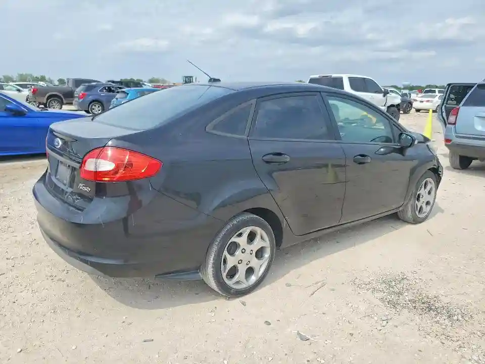 3FADP4CJ9BM142474 2011 FORD FIESTA-2