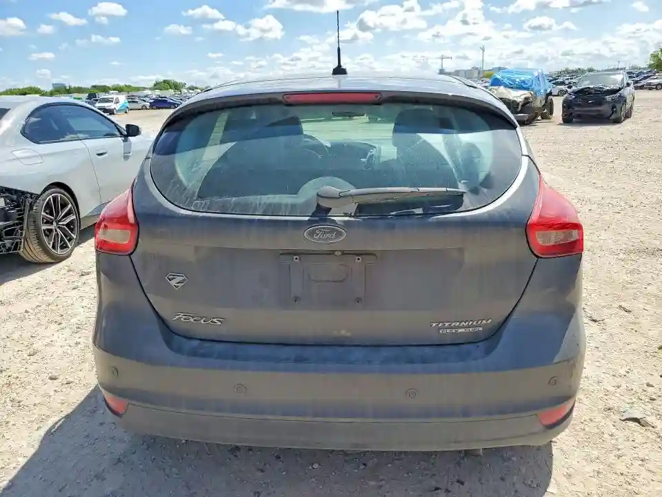 1FADP3N23GL287664 2016 FORD FOCUS-5
