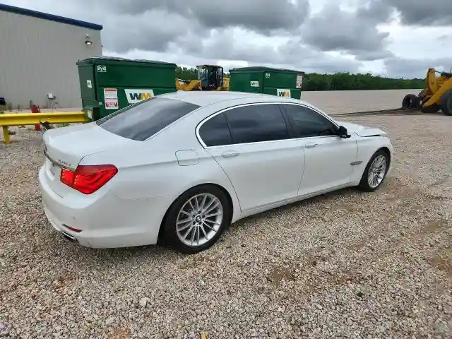 WBAKB8C51BCY66992 2011 BMW 7 SERIES-2