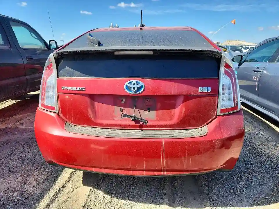 JTDKN3DU9E1775939 2014 TOYOTA PRIUS-5