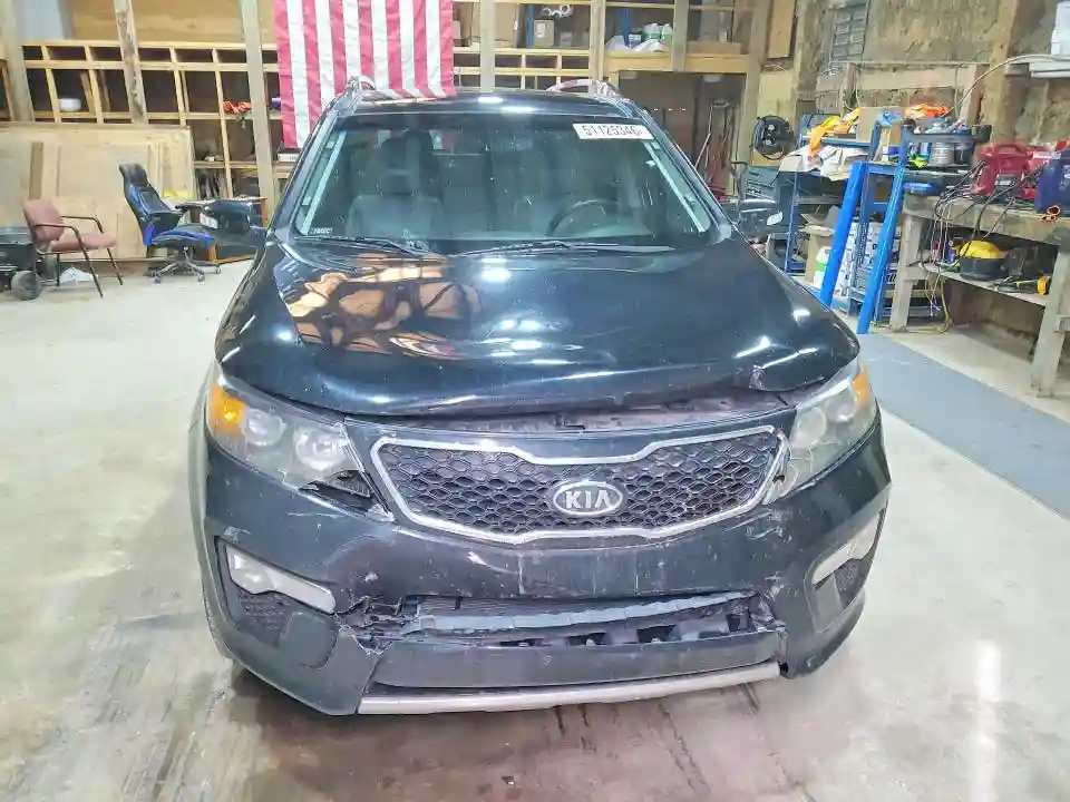 5XYKWDA24BG136448 2011 KIA SORENTO-4