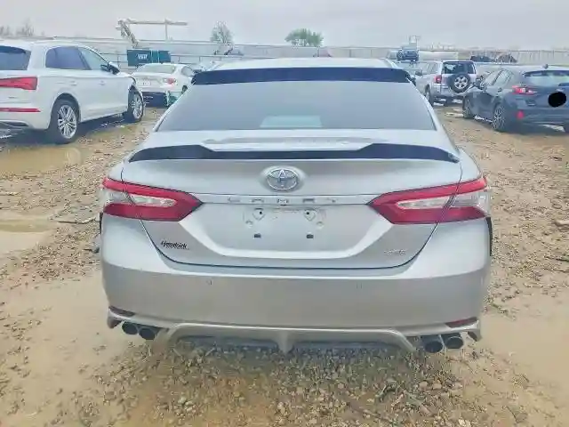 4T1B61HK9JU036567 2018 TOYOTA CAMRY-5