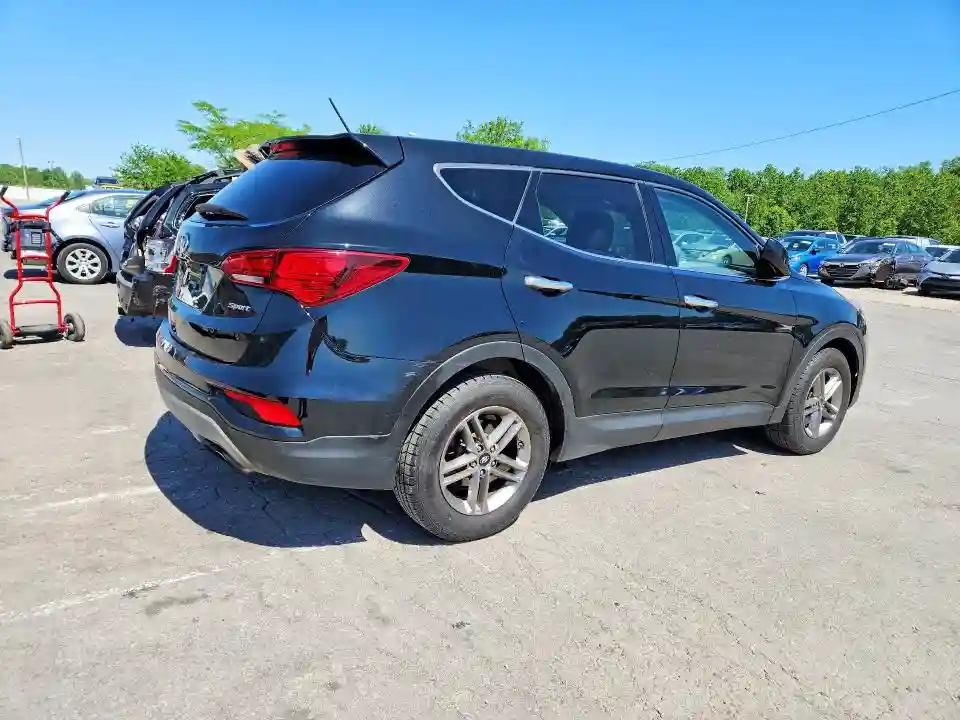 5NMZT3LB9JH091039 2018 HYUNDAI SANTA FE-2