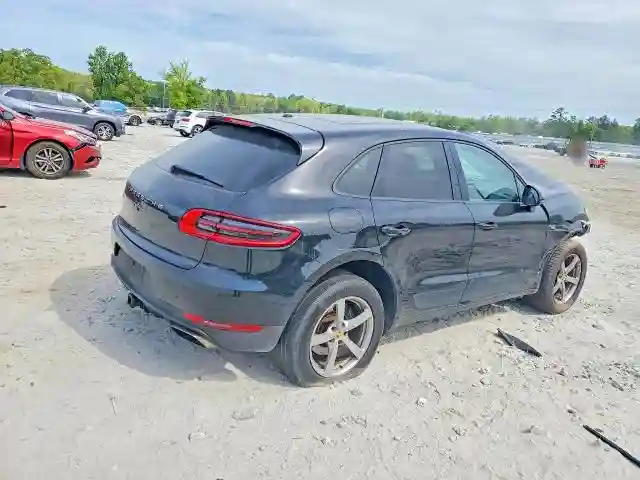 WP1AA2A5XHLB81401 2017 PORSCHE MACAN-2