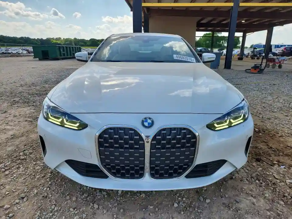 WBA53AP02MCG45942 2021 BMW 4 SERIES-4