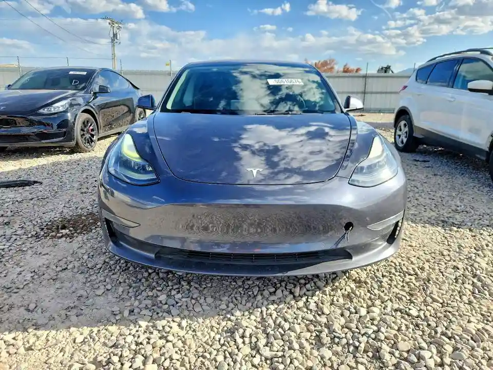 5YJ3E1EB6NF186425 2022 TESLA MODEL 3-4