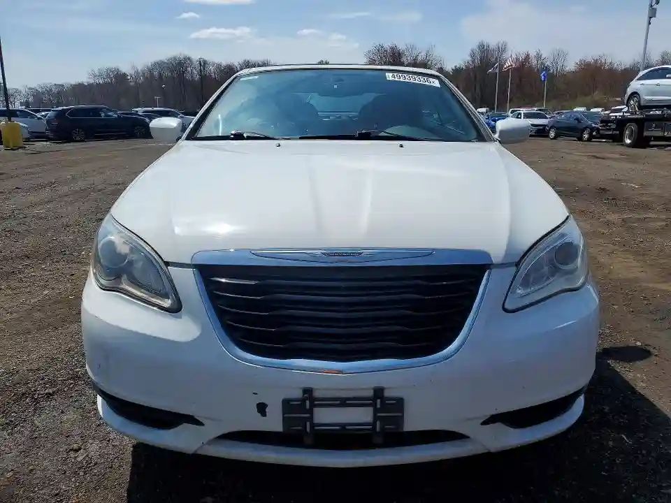 1C3BC8EG8BN611327 2011 CHRYSLER 200-4